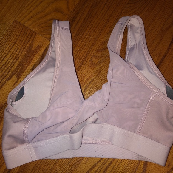 Nike Sports Bra - Picture 3 of 5